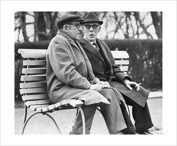 Old Tom Hiscock (left) and his good friend 'snuffy2 relax on a park bench