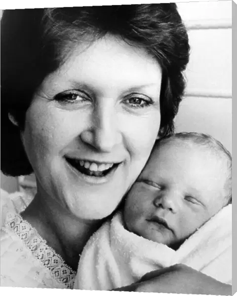 Mrs Carol Goulding with her Miracle baby Sam at the Birmingham Maternity
