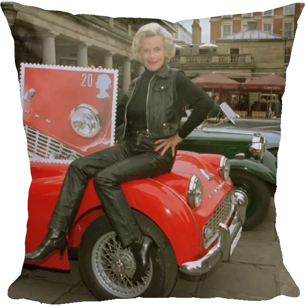HONOUR BLACKMAN WAS IN COVENT GARDEN THIS MORNING WITH FIVE CLASSIC BRITISH SPORTS CARS
