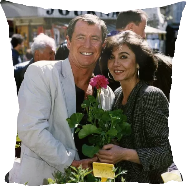 John Nettles Actor stars in Bergerac with Therese Liotard filming in Aix