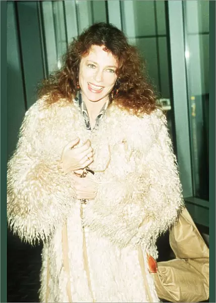 Actress Jacqueline Bisset at airport December 1989 dbase MSI