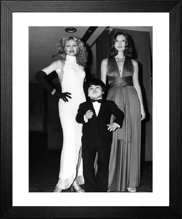 Framed Print : Britt Ekland and Maud Adams at The Man With The Golden Gun Premiere Print 1974 Framed Print : Britt Ekland and Maud Adams at The Man With The Golden Gun Premiere Print 1974