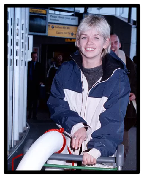 Zoe Ball Radio and TV Presenter October 1998 Pushing a trolley as she arrives at
