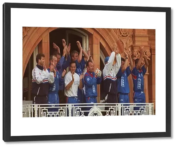 Cricket World Cup 1999 England v Sri Lanka May 1999 The England team celebrate
