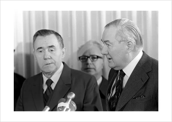 Prime Minister James Callaghan MP March 1976 with Soviet Foreign Minister
