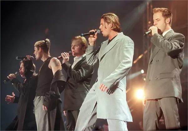 Boyzone pop group at the SECC December 1999 wearing suits