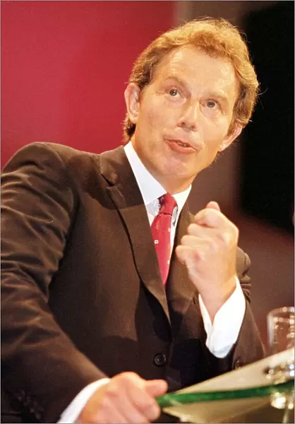Tony Blair Prime Minister September 1998 making speech to the Labour Party