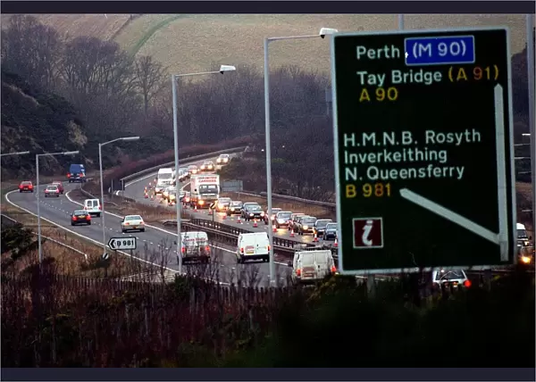 Forth Road Bridge traffic December 1997 heading south bound from the M90 towards