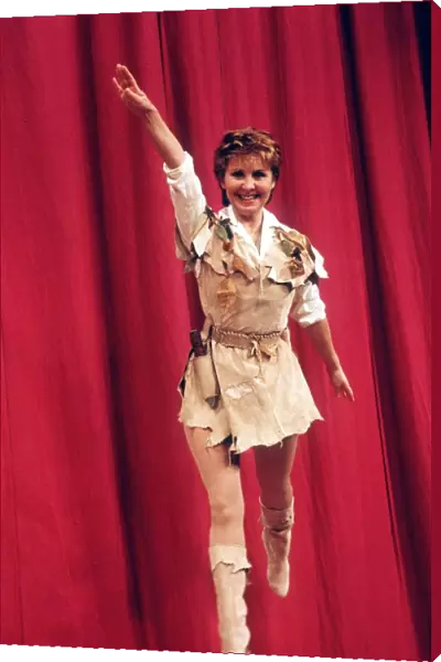 Lulu singer actress in Peter Pan at the Wimbledon Theatre