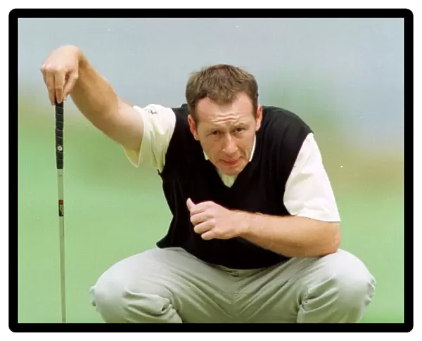 Gary Orr Loch Lomond golf tournament July 1998 lining up shot