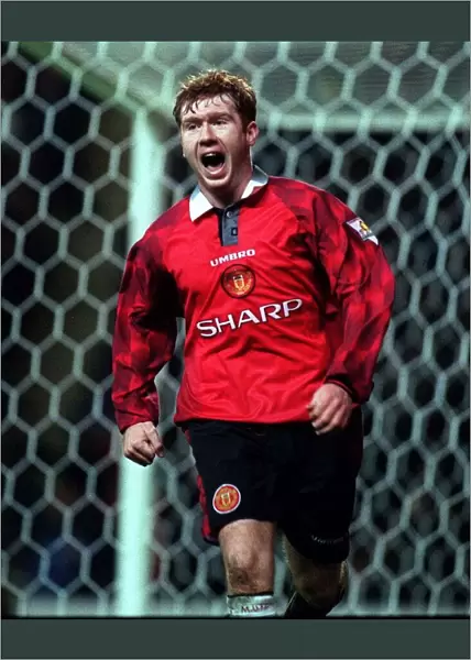 Paul Scholes Manchester United Apr 1998 Celebrating after scoring a goal for