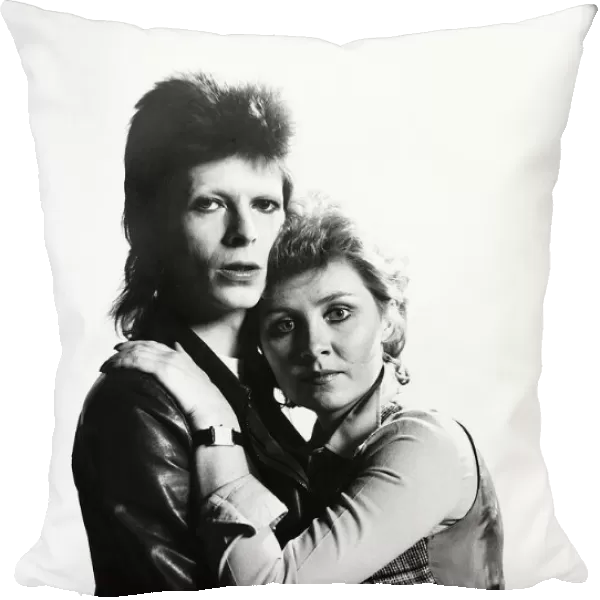 Lulu singer with singer David Bowie, December 1973