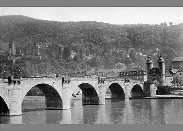 Heidelberg am Neckar with bridge over the River Neckar
