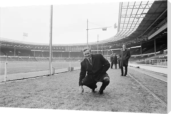 Don Revie Leeds United manager pays a quick visit to Wembley for check on the ground