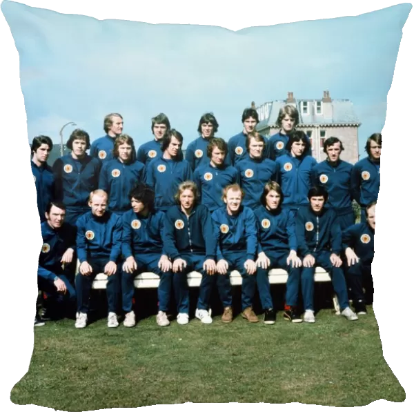 Scottish Football team photo 1974. May 1974. l-r centre front row: Denis Law