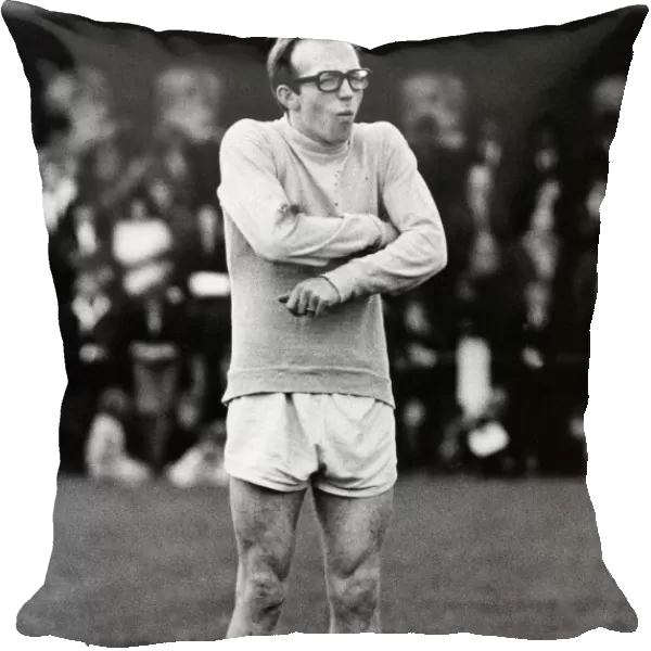 Nobby Stiles refereeing a charity match at Oswestry. 26th May 1968