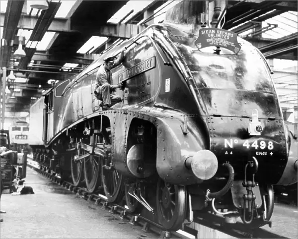 Engine No. 4498 the Sir Nigel Gresley being spruced up in the sheds at Thornaby for
