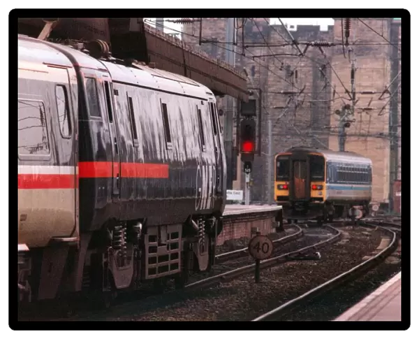 A general view of an Inter-City 225 at Newcastle Central Station on 20th November 1997