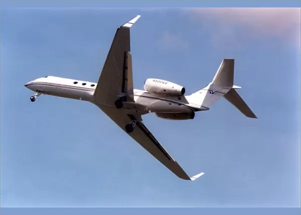 A Gulfstream V business jet aircraft at the 1998 Sunderland Airshow