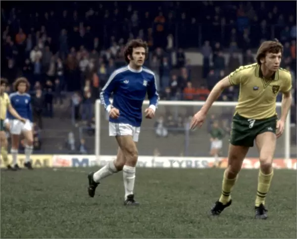 Birmingham City 2 v. Norwich City 1 Martin Peters of Norwich. 8th April 1978