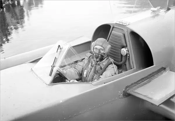 Donald Campbell breaks the Water Speed Record in Bluebird K7 on Ullswater, 23rd July 1955
