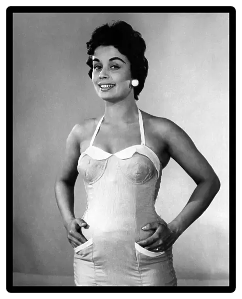 Clothing Fashion 1955. Woman modelling swimming costumes. P015133