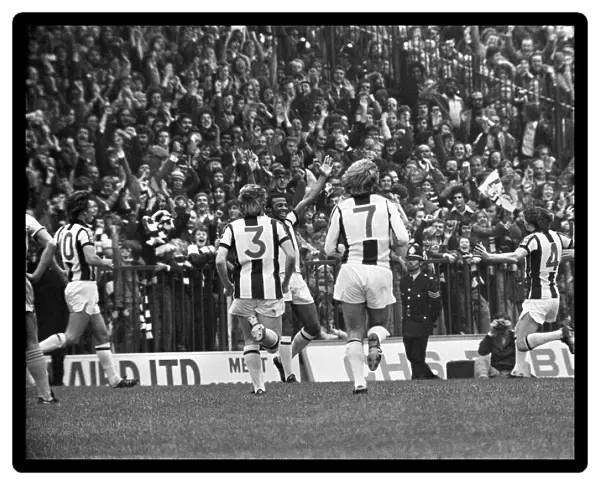 English League Division One match at the Hawthorns. West Bromwich Albion 3 v