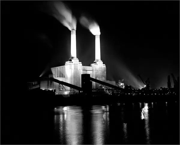 Battersea Power Station flood illuminated for the Festival of Britain, 27th May 1951