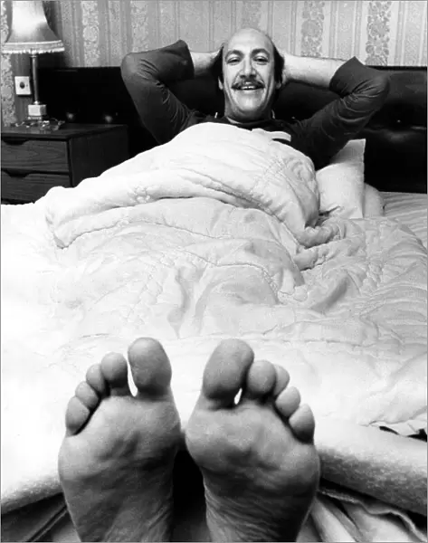 Comic actor, Bernard Bresslaw, 6ft 6in tall was the same lenght as most beds