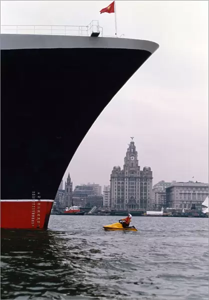 The QE2 (Queen Elizabeth 2) visits Liverpool. 31st August 1994