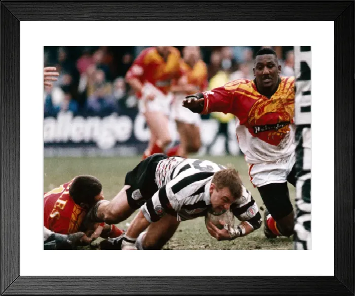 Framed Print : Widnes v Sheffield Eagles 1994 Print: Hume Tackled Framed Print : Widnes v Sheffield Eagles 1994 Print: Hume Tackled