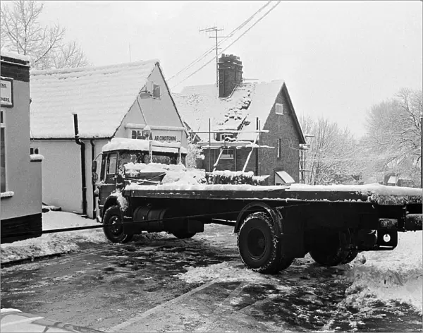 Snow scenes in Reading. 6th February 1986