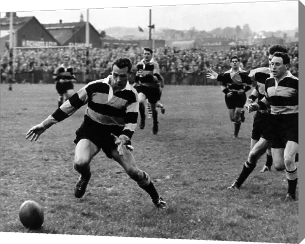 Howard Nicholls, Cardiff Rugby Union Player, match action, against Newport