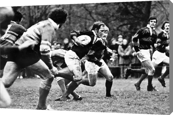 Clive Shell, Aberavon Rugby Union Player, breaks through, match action, WRU Cup