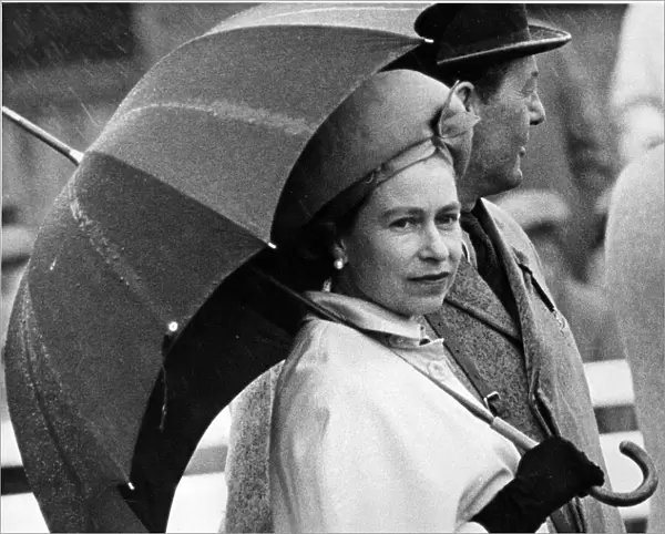 Queen Elizabeth II visits Chester Races in May 1966. *** NOTE