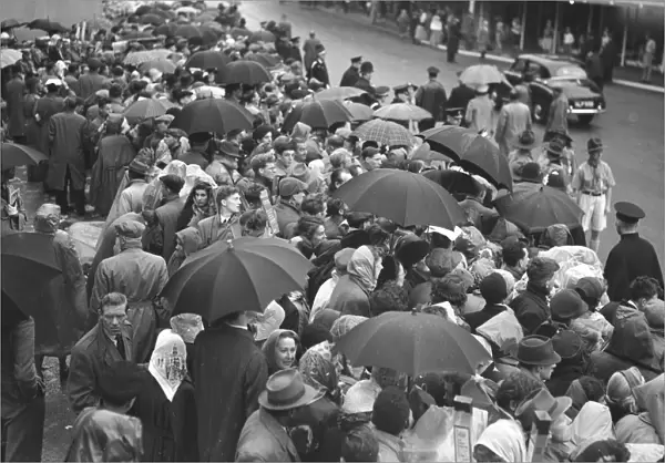 Queen Elizabeth II Coronation June 1953 Crowds awaiting the Queens Coronation