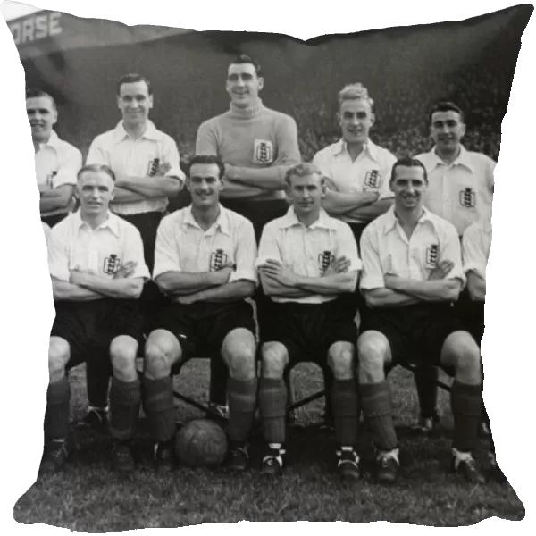 Middlesbrough legends George Hardwick and Wilf Mannion line up with the England team