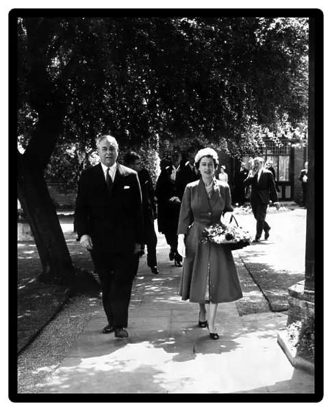 Queen Elizabeth II visits Stratford-upon-Avon. 14th June 1957
