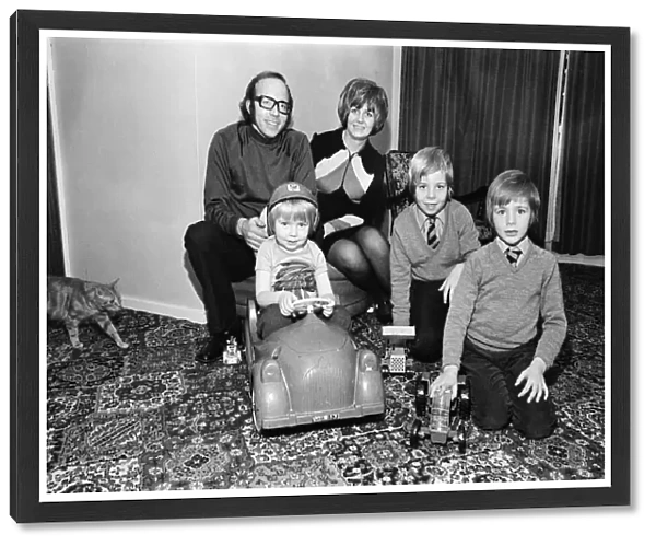 Middlesbrough F. Cs Nobby Stiles with his wife Kay and their children. 1972