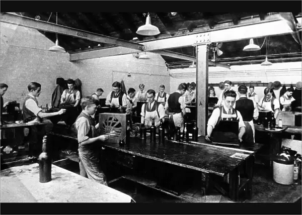 Pye Works, polishing shop, Cambridge, Cambridgeshire. Circa 1929