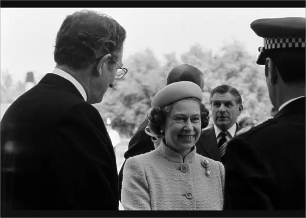 Queen Elizabeth II visits the Greater London Councils riverside town, Thamesmead