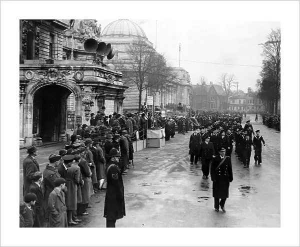 Cadets walking past City Hall, Cardiff. January 1942