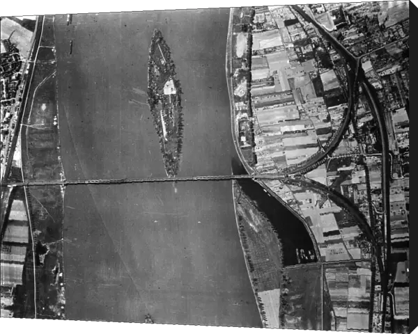 Aerial reconnaissance photo of one of the Rhine bridges