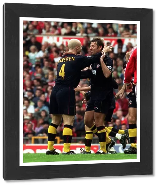 Matt le Tissier and Chris Marsden celebrate goal Sept 1999 against Manchester
