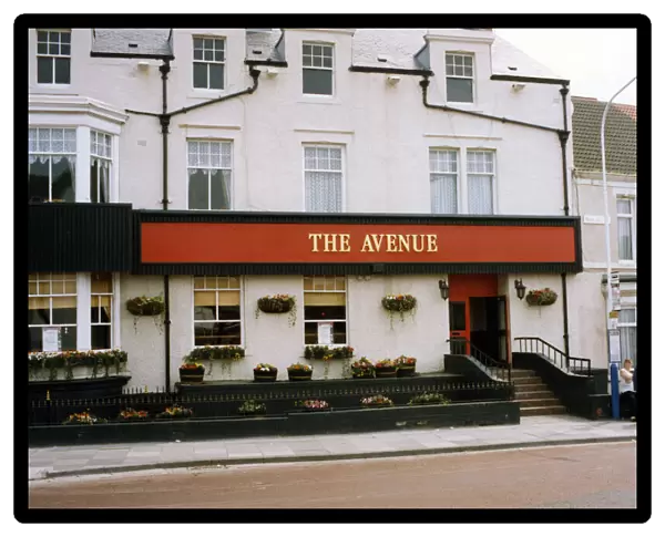 The Avenue Pub, Whitley Bay. 18th July 1994