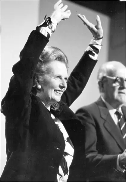 Margaret Thatcher celebrating applause after closing speech of 1986 Conservative party