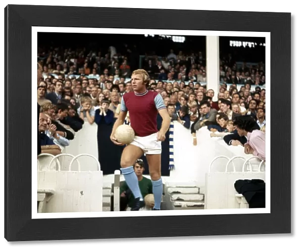 West Ham United captain leads out his team at Upton Park before the League Division One