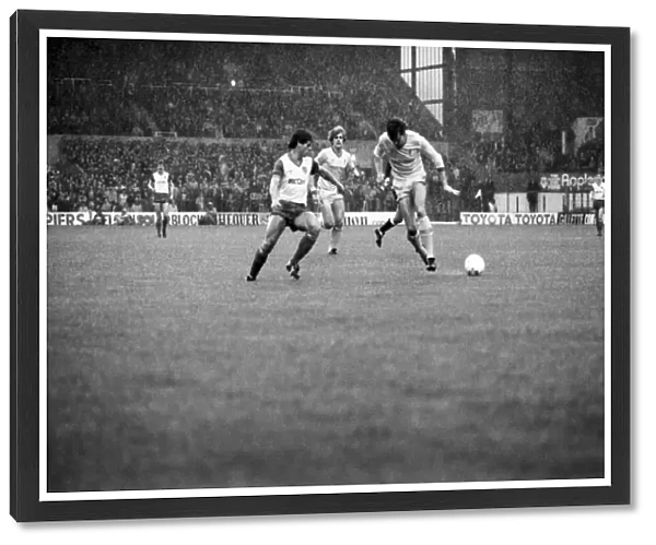 Stoke 0 v. Liverpool 1. November 1984 MF18-11-001