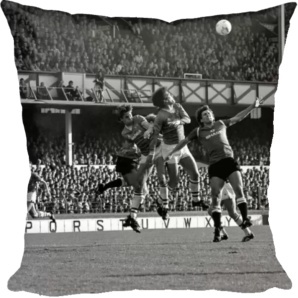 Everton 5 v. Manchester United 0. October 1984 MF18-07-044