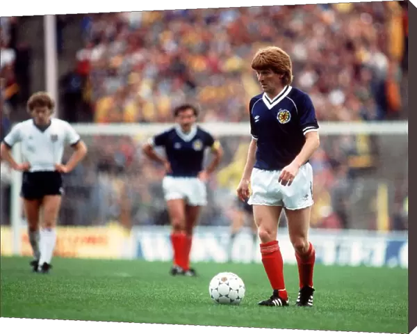 Gordon Strachan in action for Scotland against England at Hampden Park May 1984